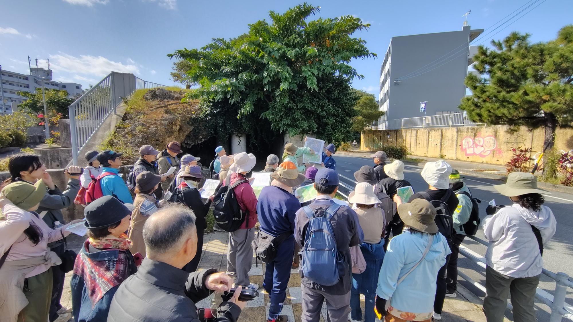 令和7年度 歴史の道文化財教室 普天満参詣道編