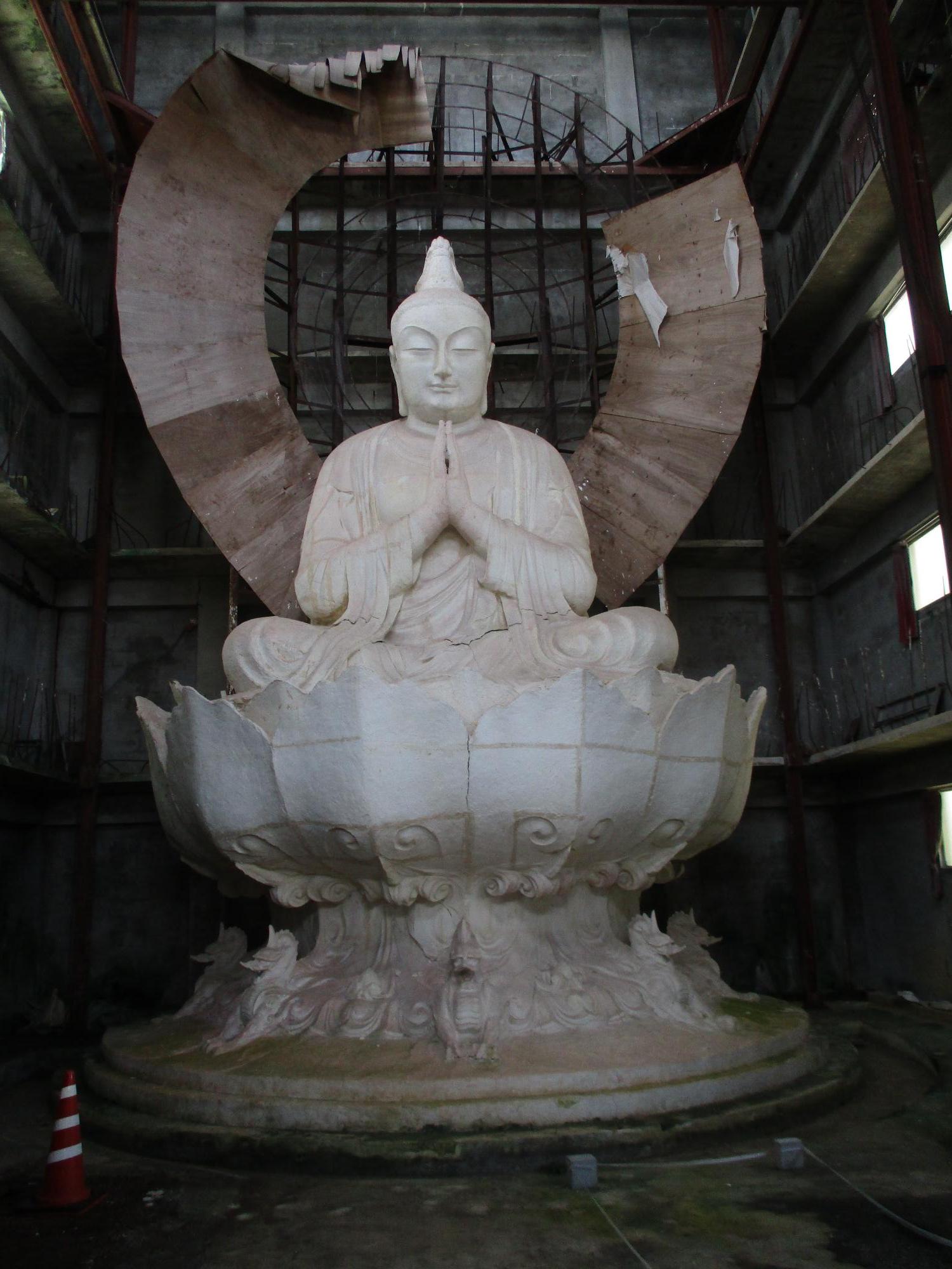 沖縄平和祈念像原型