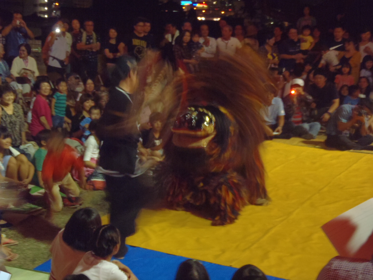 大謝名の獅子舞